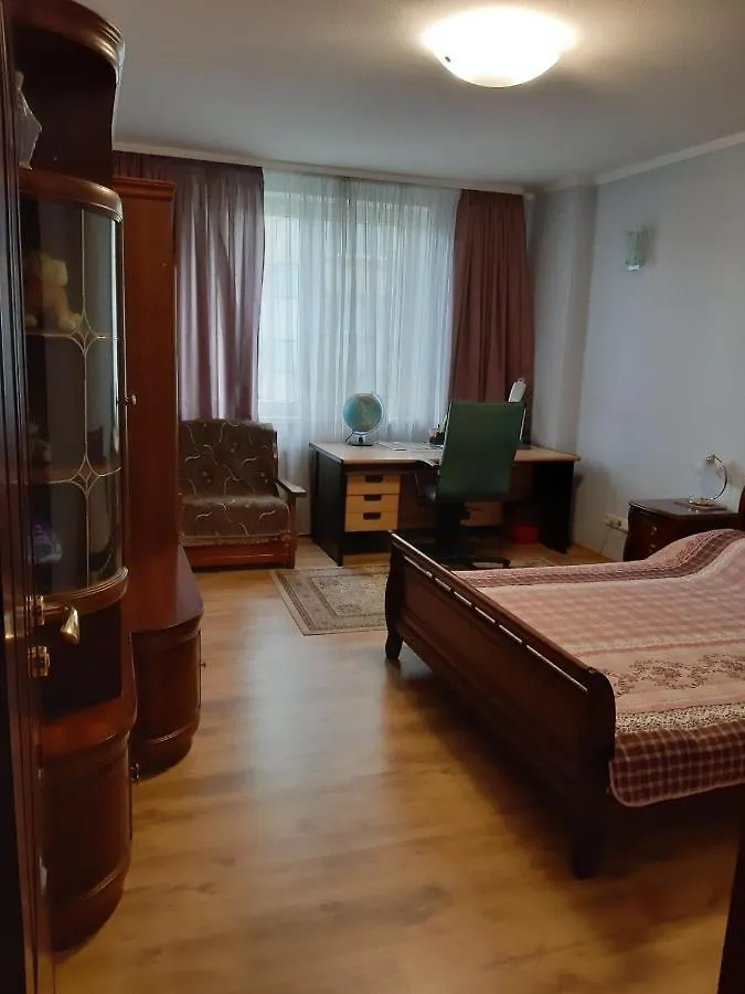 Large Luxury 4-Room Apartment With A Sauna, Near The Metro Levoberezhnaya Kiev