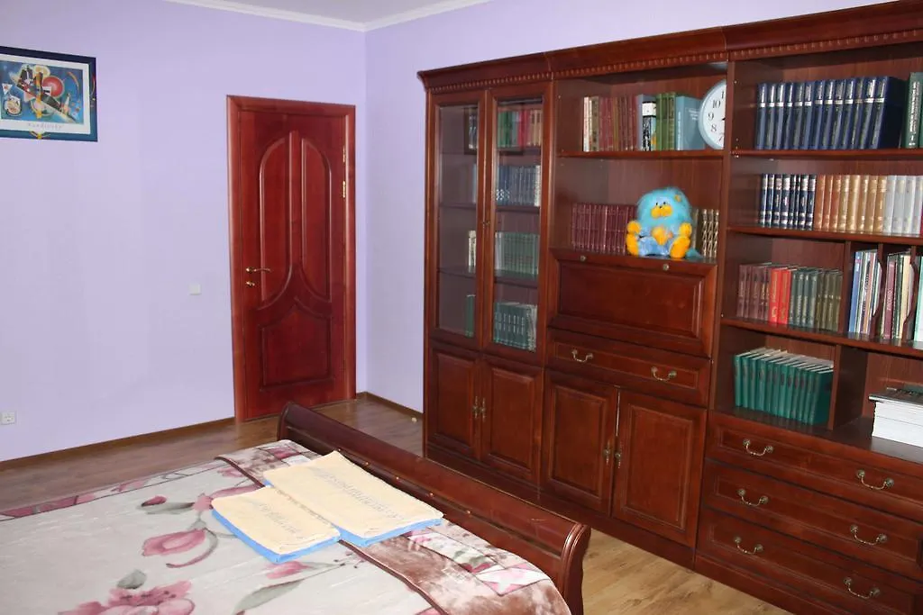 Large Luxury 4-Room Apartment With A Sauna, Near The Metro Levoberezhnaya Kiev Ukraine