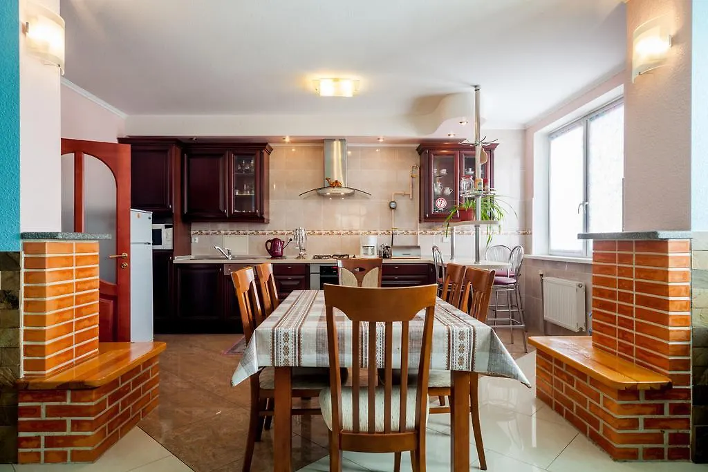 Large Luxury 4-Room Apartment With A Sauna, Near The Metro Levoberezhnaya Kyiv